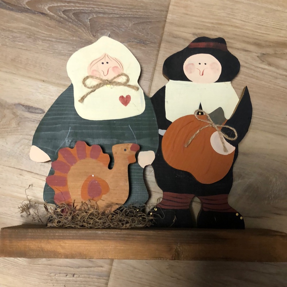 Wooden fall tabletop decor